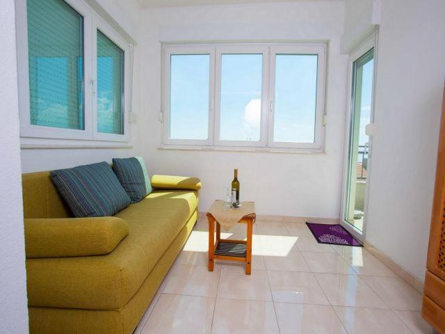 Apartmani Dana Макарска Экстерьер фото