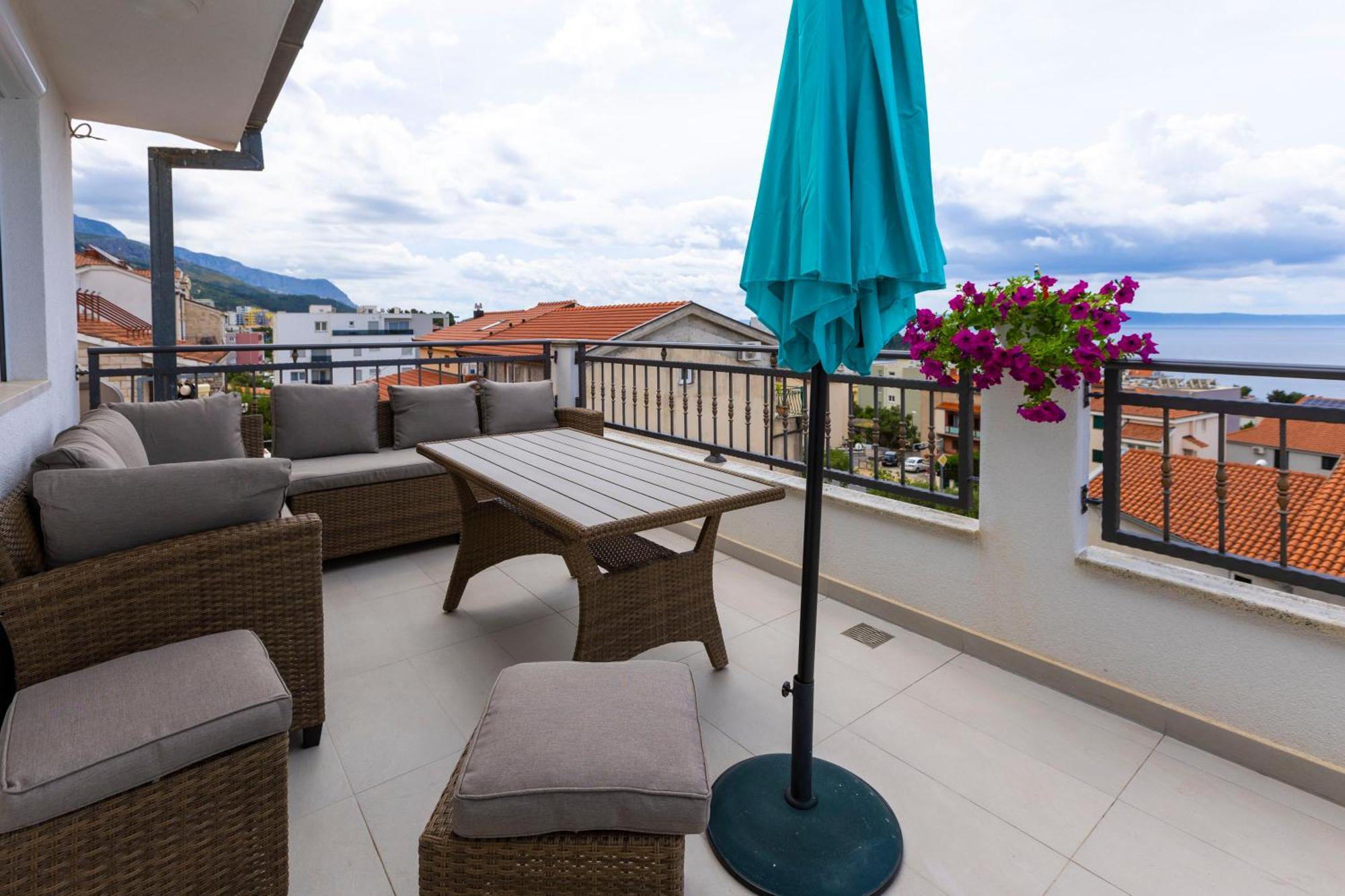 Apartmani Dana Макарска Экстерьер фото